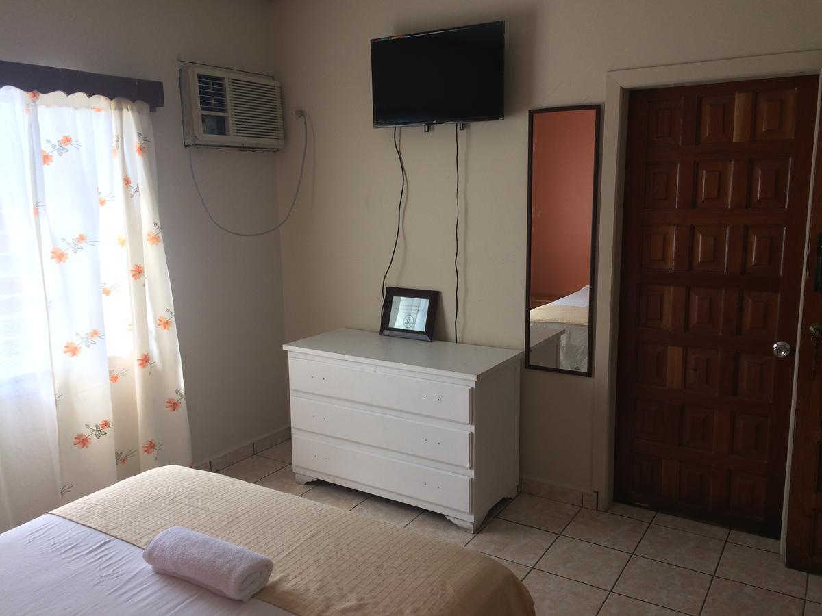 Hotel Casa Marina La Ceiba Buitenkant foto